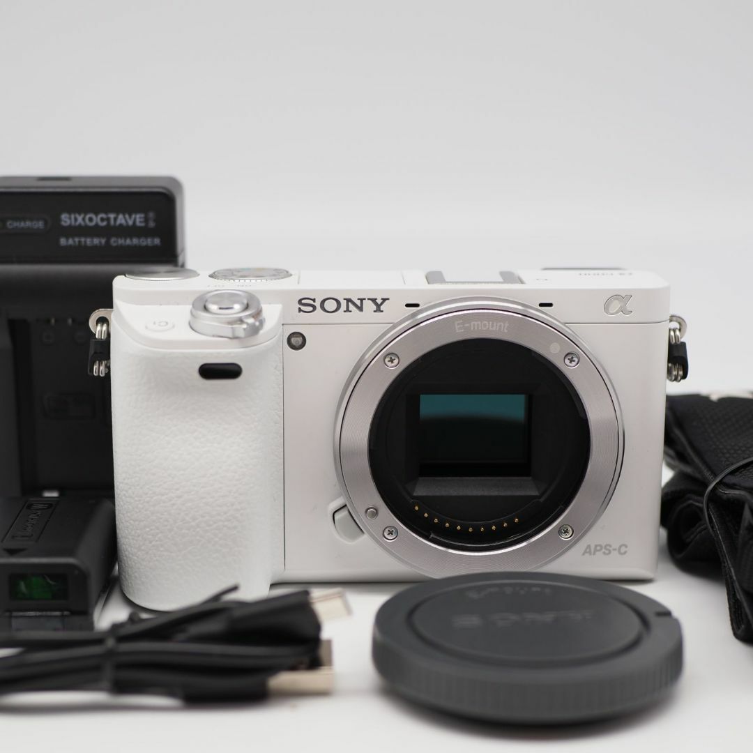 SONY α6000 ILCE-6000 ホワイト 動作確認済み！スマホ/家電/カメラ