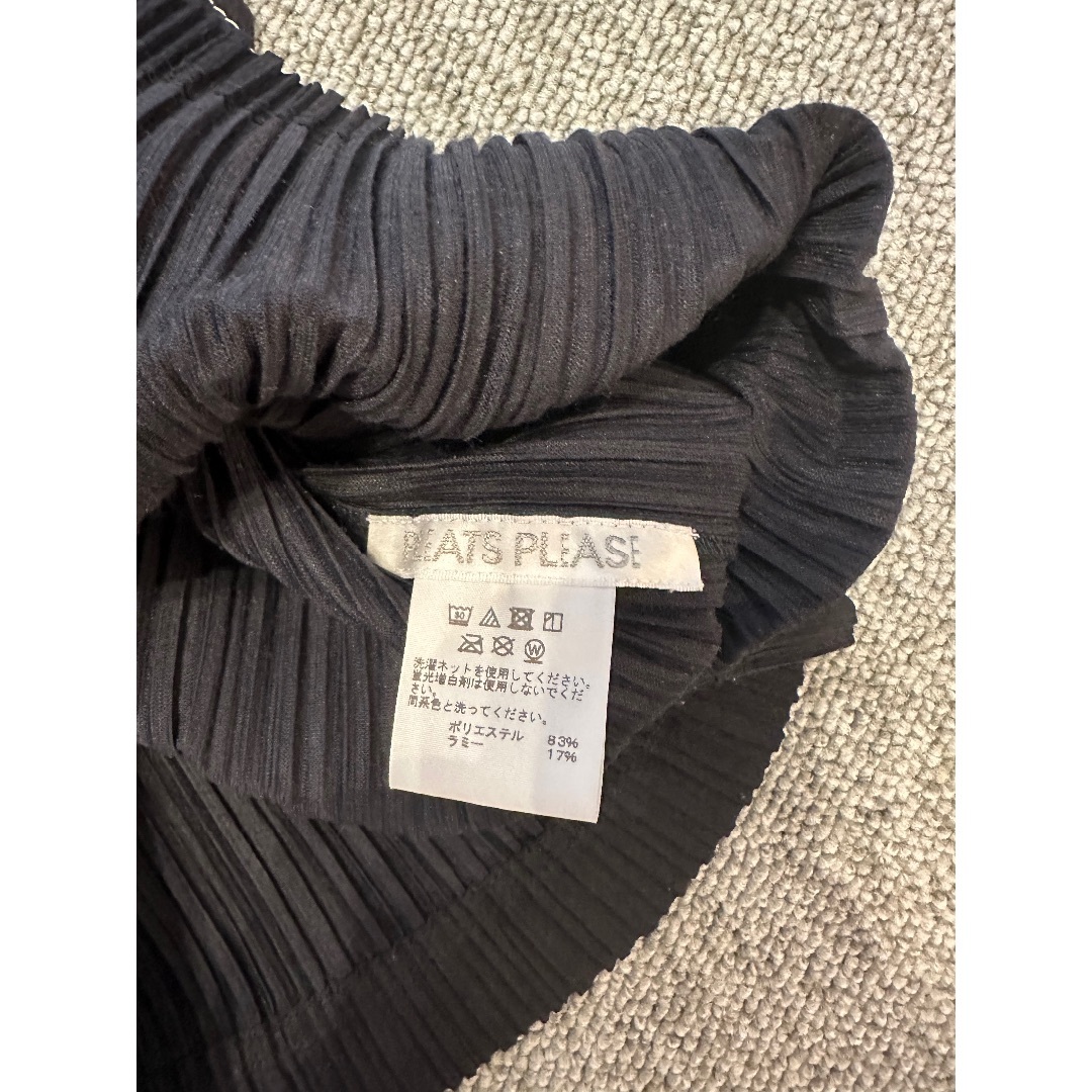 PLEATS PLEASE ISSEY MIYAKE(プリーツプリーズイッセイミヤケ)のPleats please イッセイミヤケ　デニム レディースのトップス(Tシャツ(半袖/袖なし))の商品写真