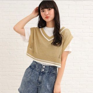 ピンクラテ(PINK-latte)の専用　ニットベスト(Tシャツ/カットソー)