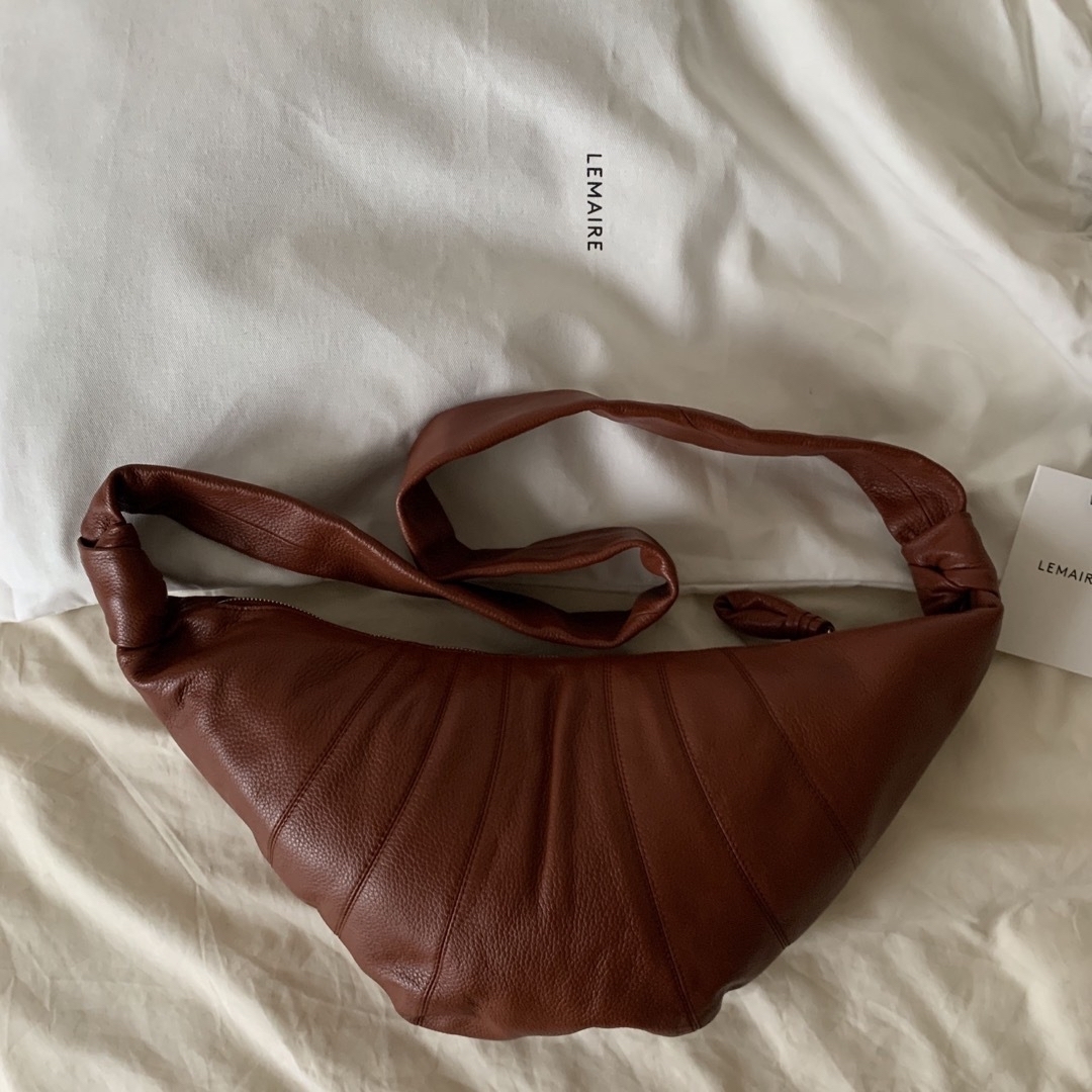 美品!Lemaire ルメール クロワッサン レザー ショルダーバック 美品!Lemaire ルメール クロワッサン レザー ショルダーバック