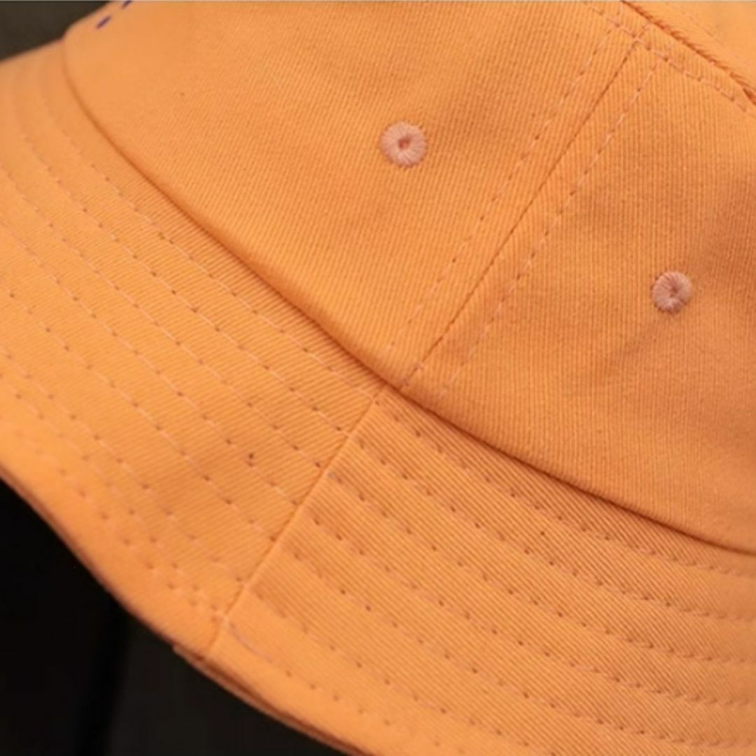 キッズ 子供 帽子 バケットハット 夏 ロゴ スマイル 韓国 52cm オレンジ キッズ/ベビー/マタニティのこども用ファッション小物(帽子)の商品写真