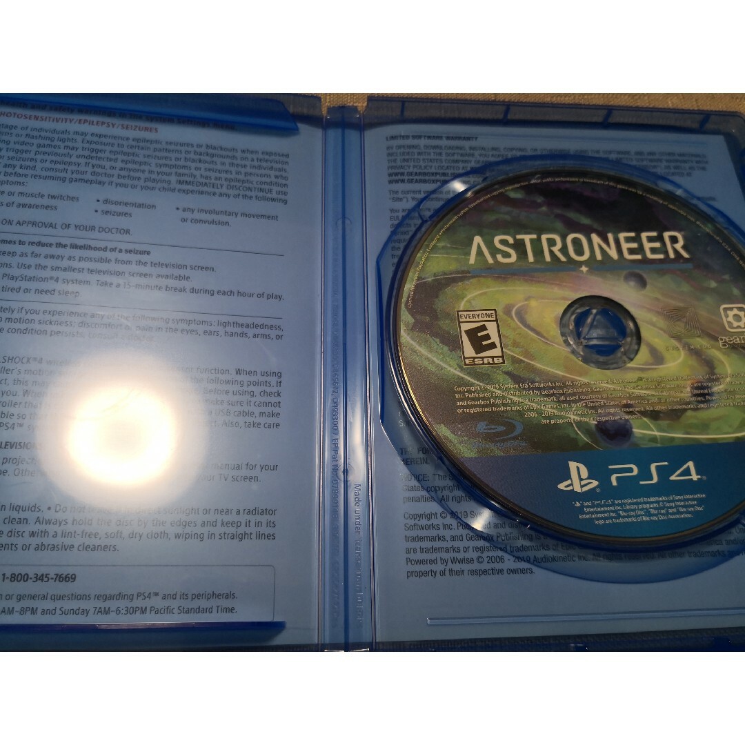 PlayStation4(プレイステーション4)の日本語対応 PS4 北米版 アストロニーア ASTRONEER エンタメ/ホビーのゲームソフト/ゲーム機本体(家庭用ゲームソフト)の商品写真