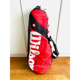 ウィルソン(wilson)の美品／ウィルソン『TOUR／ツアー』テニスラケットバッグ／ワンショルダー／レッド(バッグ)