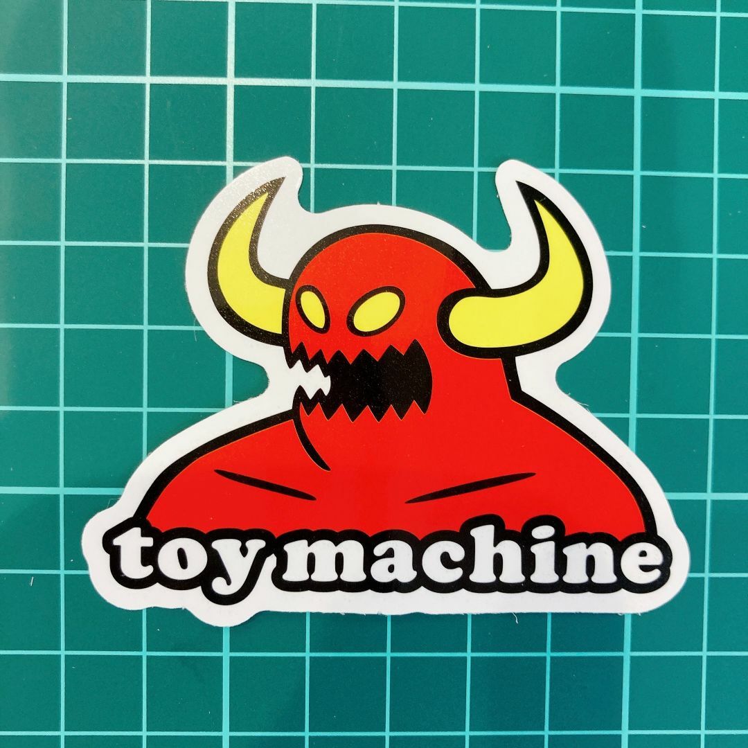 【No.78】　防水ステッカー　TOY MACHINE トイマシーン 自動車/バイクの自動車(車外アクセサリ)の商品写真