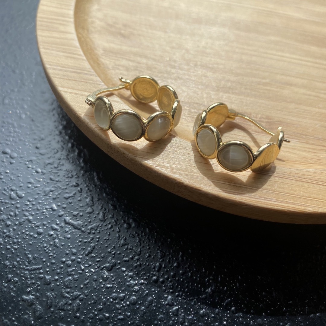 TODAYFUL(トゥデイフル)の【ビジューフープピアス】インポートピアス zara ungrid drawer レディースのアクセサリー(ピアス)の商品写真