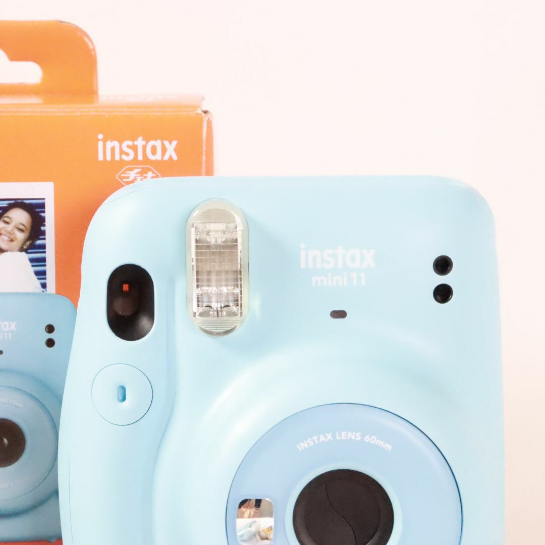 Fujifilm　チェキ　Instaxmini11　+ Fujifilm instantfilm　10枚入り