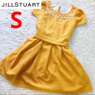 ジルスチュアート(JILLSTUART)のジルスチュアート　秋　ワンピース　リボン　パール　イエロー　美品(ミニワンピース)