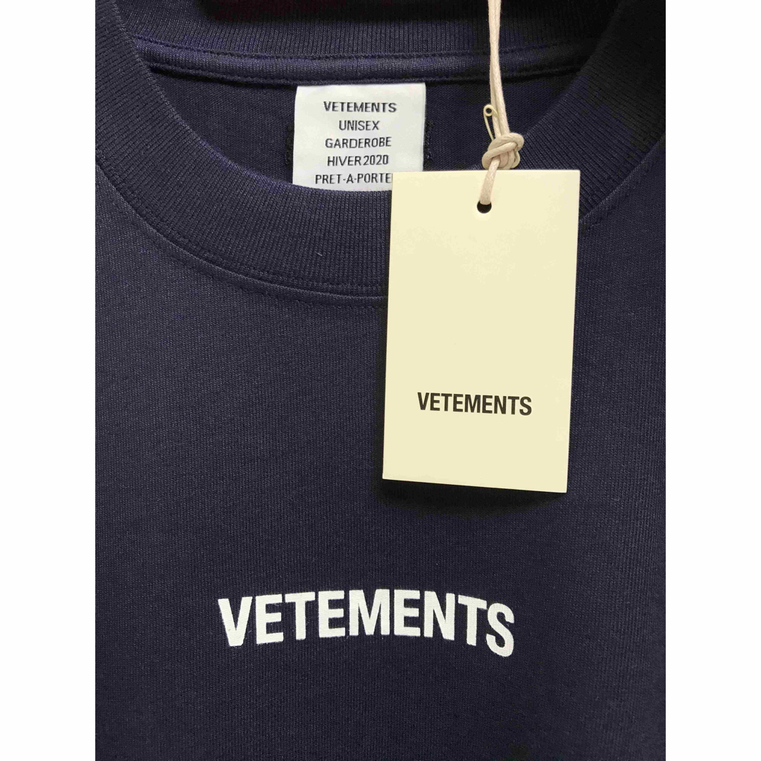 正規新品 19AW VETEMENTS ヴェトモン ビッグタグ Tシャツ-
