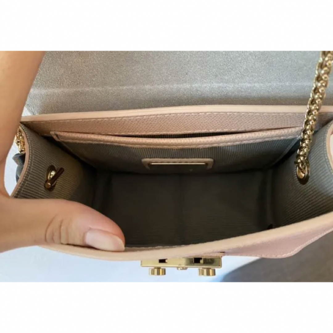 Furla(フルラ)のフルラ　メトロポリス　フラップ交換可能 レディースのバッグ(ショルダーバッグ)の商品写真