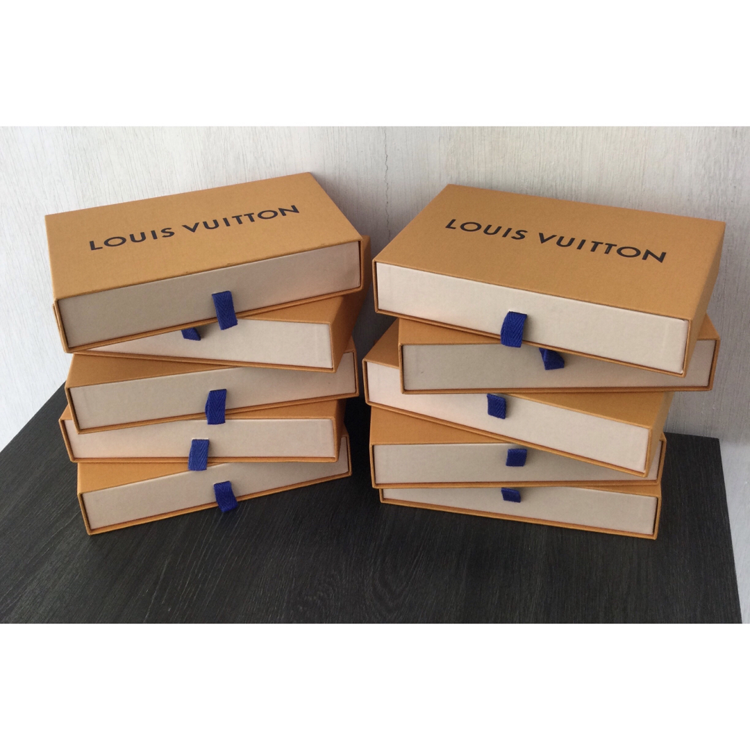 LOUIS VUITTON - ルイヴィトン空箱 10個セット ブラザの通販 by