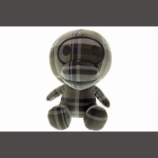 アベイシングエイプ(A BATHING APE)のAPE BABY MILO マイロ ぬいぐるみ タータンチェック 柄 グレー(ぬいぐるみ)