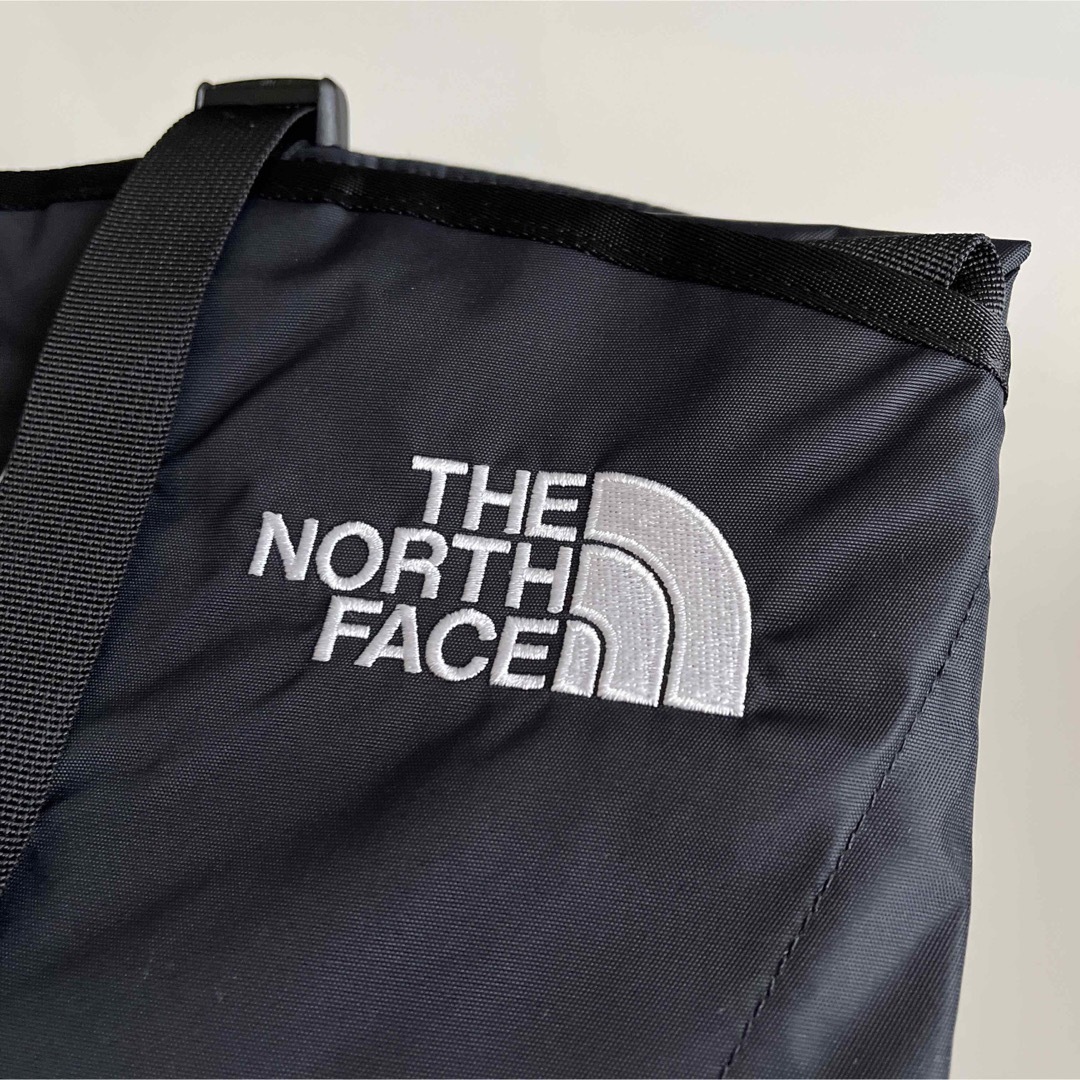 THE NORTH FACE(ザノースフェイス)のTHE NORTH FACE ノースフェイス　エスケープダッフル  ブラック メンズのバッグ(トラベルバッグ/スーツケース)の商品写真