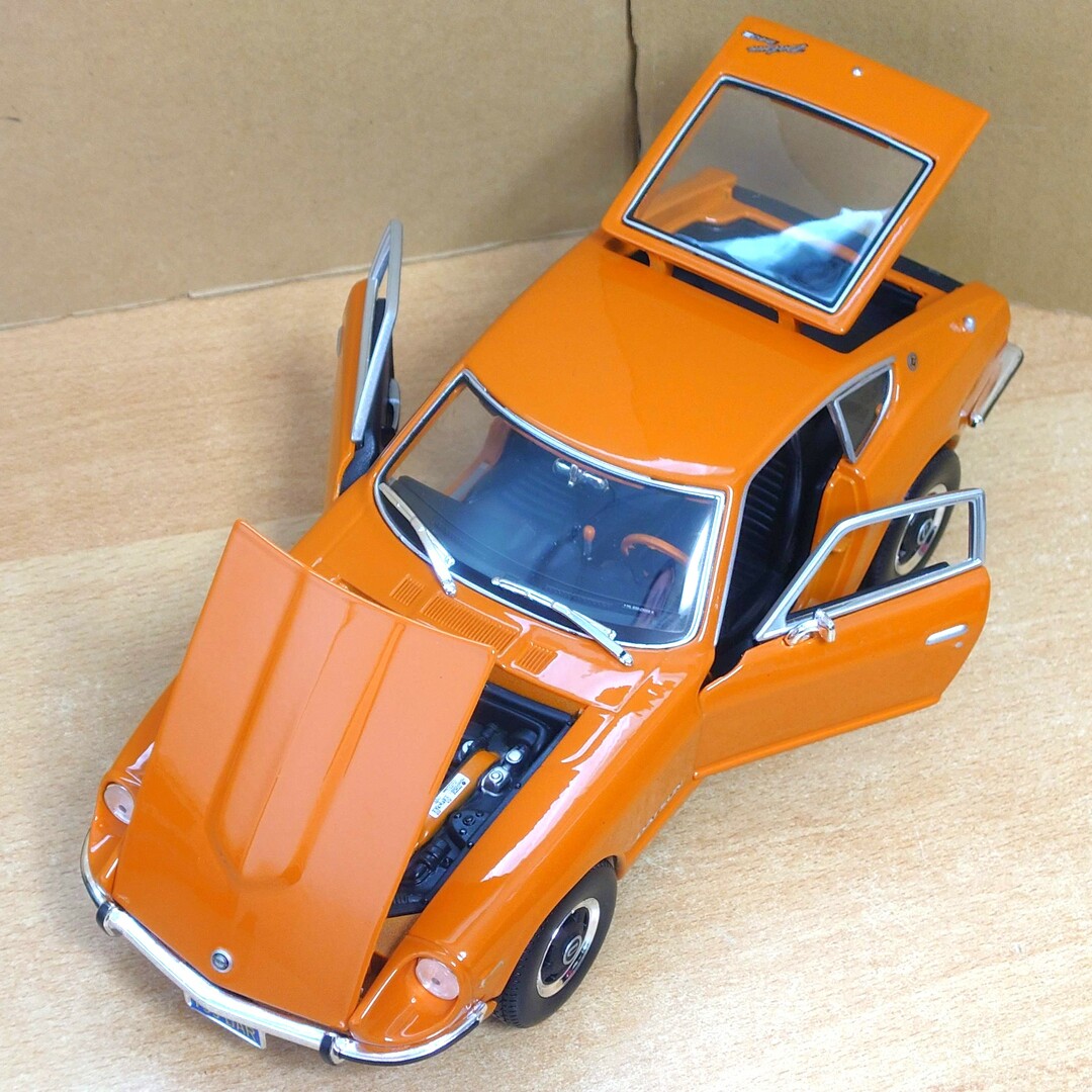 1/18 日産(ダットサン)フェアレディ240Z オレンジ 1971 マイスト製