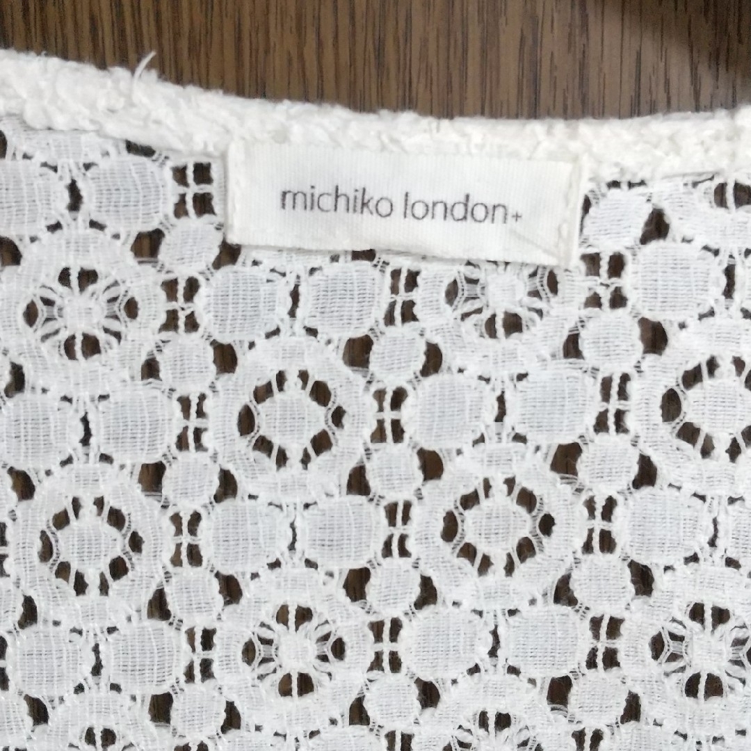 MICHIKO LONDON(ミチコロンドン)のmichiko london レースカーディガン オフホワイト 七分袖 古着 M レディースのトップス(カーディガン)の商品写真