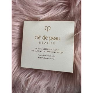 クレドポーボーテ(クレ・ド・ポー ボーテ)の資生堂 CPB Cle de Peau Beaut ル・レオスールデクラ 17 (フェイスパウダー)