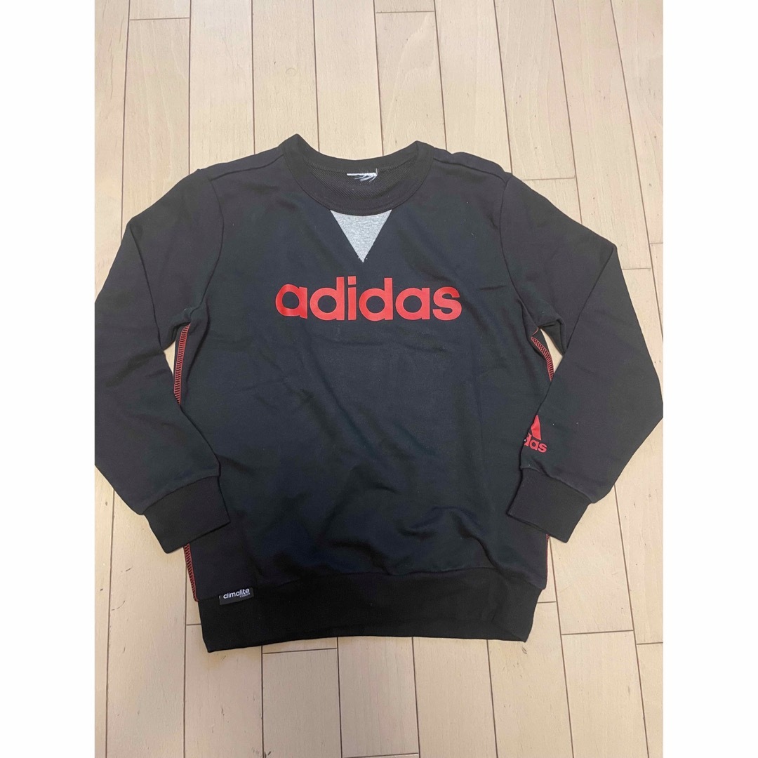 adidas(アディダス)の【美品】アディダス　ジュニア　トレーナー140cm キッズ/ベビー/マタニティのキッズ服男の子用(90cm~)(Tシャツ/カットソー)の商品写真