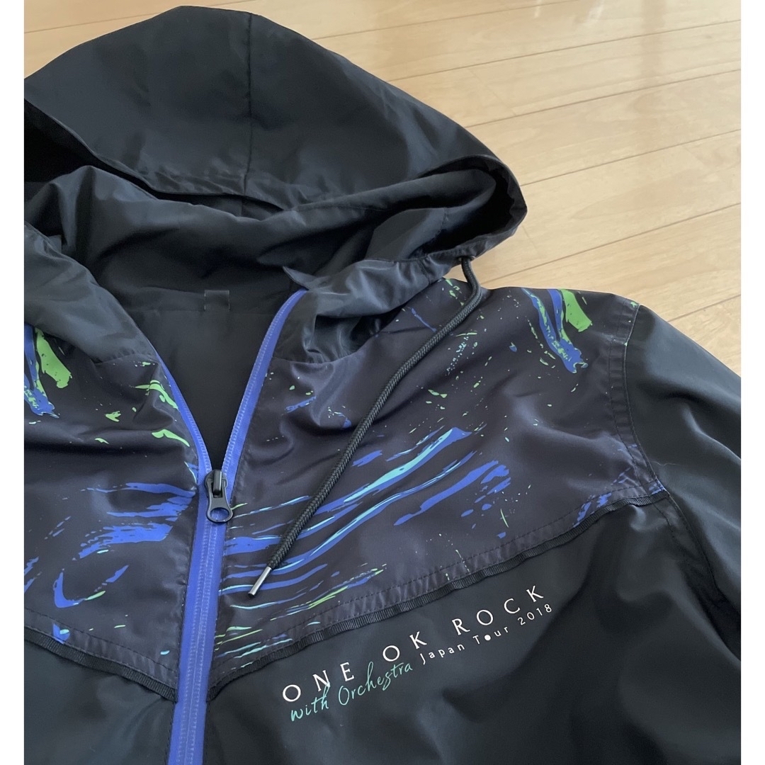 ONE OK ROCK(ワンオクロック)の◎SALE◎【M】ワンオク　オーケストラ　2018 ブルゾン　ジャケット エンタメ/ホビーのタレントグッズ(ミュージシャン)の商品写真
