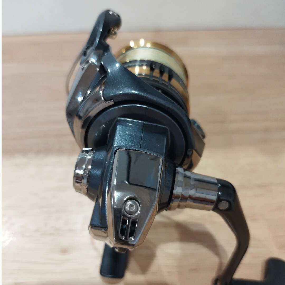 SHIMANO(シマノ)のシマノ アルテグラ C3000 おまけ付き スポーツ/アウトドアのフィッシング(リール)の商品写真