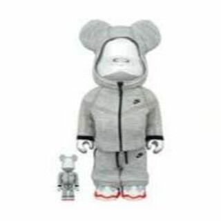 メディコムトイ(MEDICOM TOY)のBearbrick NIKE Tech Fleece N98 100％ 400%(その他)