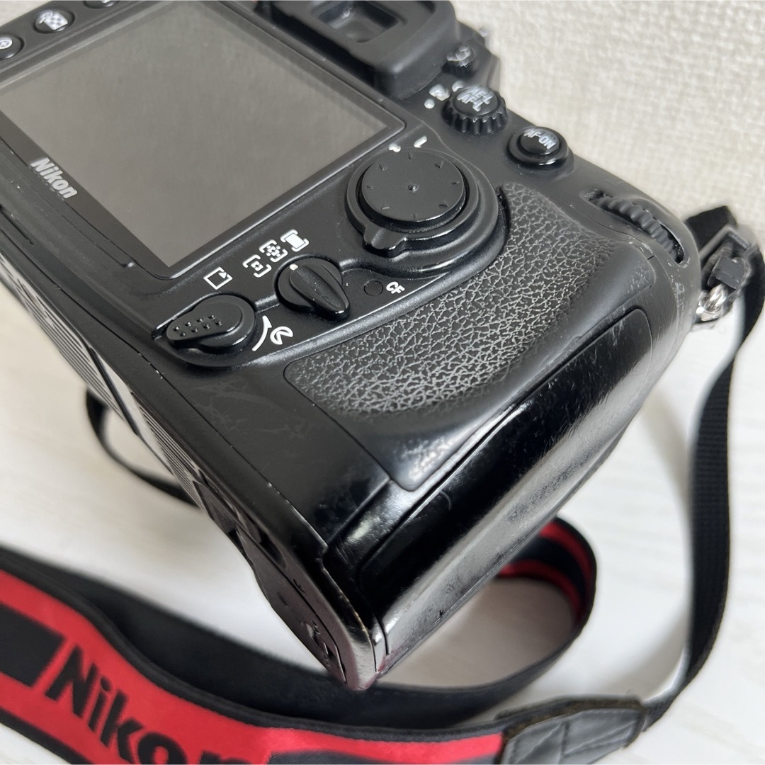 Nikon D300 ボディー AF-S 18-55 DX レンズ付き 6