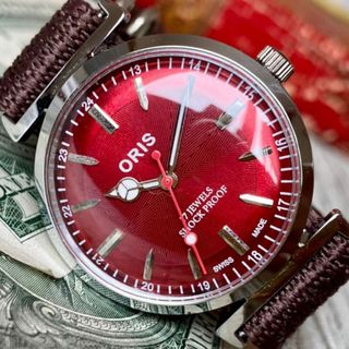 オリス(ORIS)の【レトロなデザイン】オリス メンズ腕時計 レッド 手巻き ヴィンテージ(腕時計(アナログ))