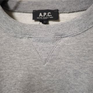 A.P.C - タグ付き未使用 A.P.C. 90's クルーネックスウェット-Gray/Mの ...