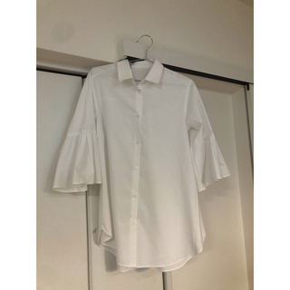 ジーユー(GU)のフレアスリーブロングシャツ　Sサイズ(Tシャツ/カットソー(七分/長袖))