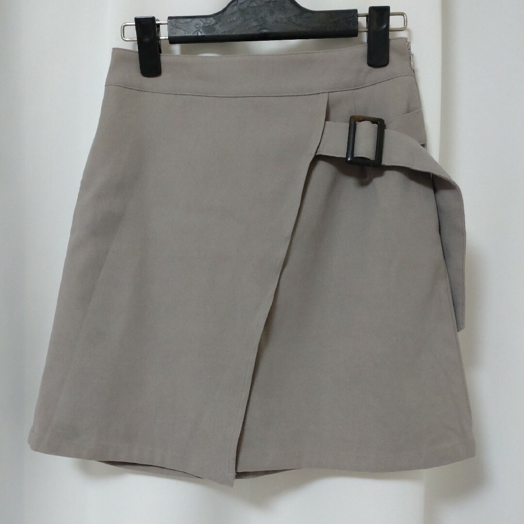 RayCassin(レイカズン)のレイカズン　ラップ風　ミニスカート レディースのスカート(ミニスカート)の商品写真