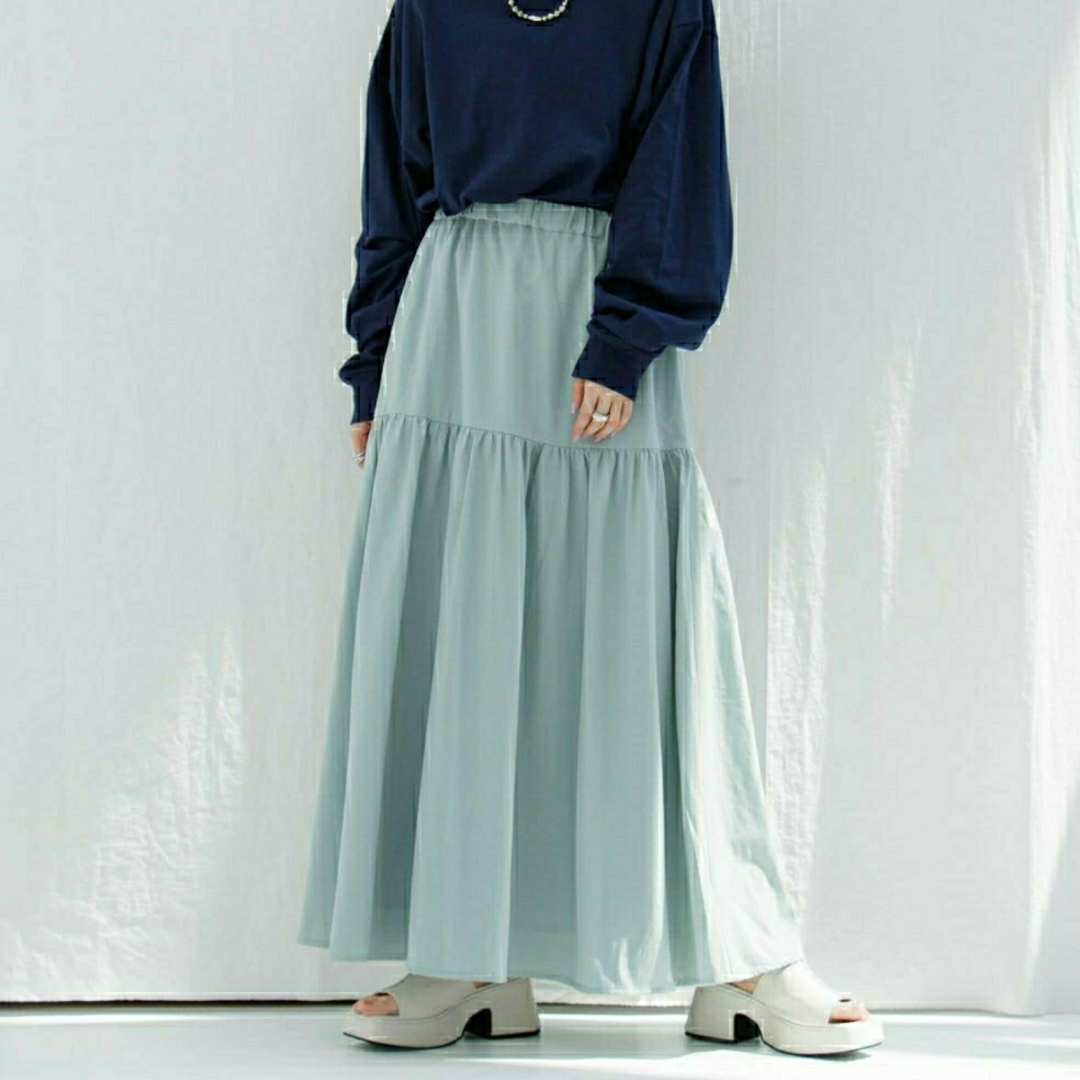 Kastane(カスタネ)の新品 KASTANE カスタネ タイプライターストレッチティアードスカート レディースのスカート(ロングスカート)の商品写真