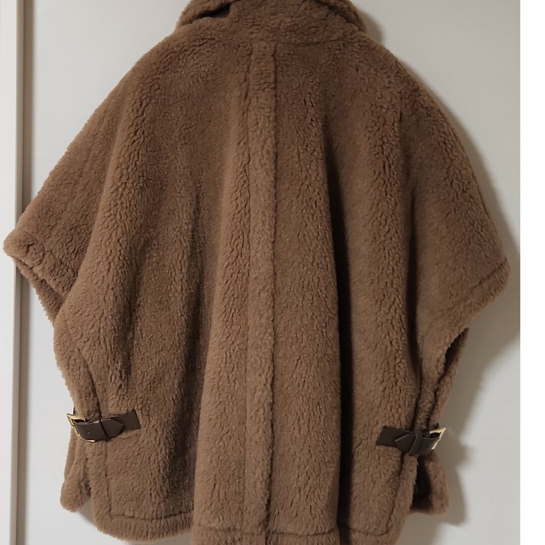 Max Mara(マックスマーラ)の新品✴️Max Mara、限定テディケープ❄ レディースのジャケット/アウター(毛皮/ファーコート)の商品写真