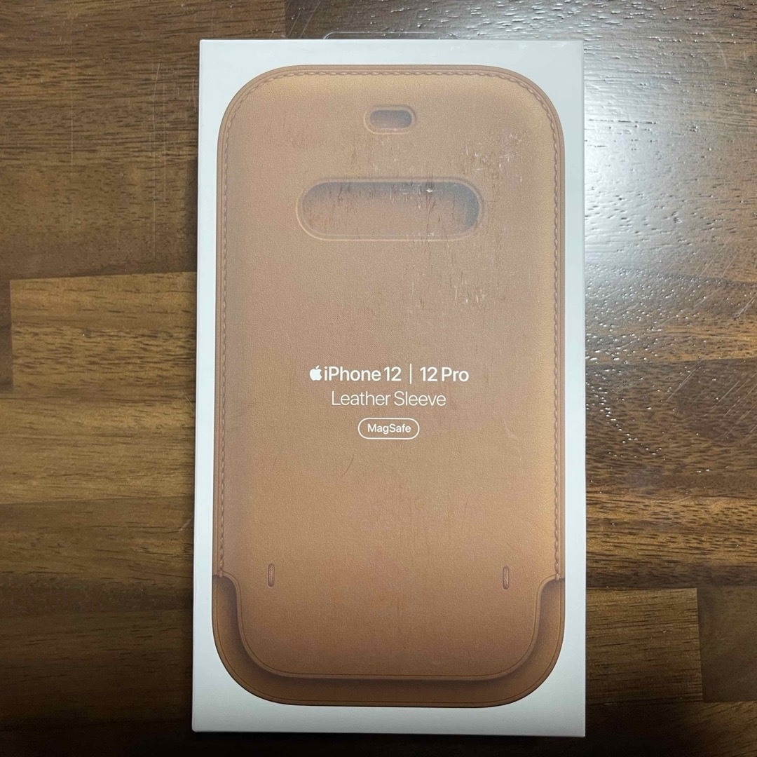 Apple(アップル)の新品 純正iPhone 12 | 12 Pro レザースリーブ サドルブラウン  スマホ/家電/カメラのスマホアクセサリー(iPhoneケース)の商品写真