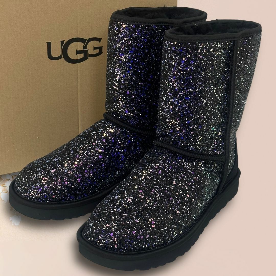 ☆未使用☆UGG グリッター クラシック ショート コスモス ムートンブーツ