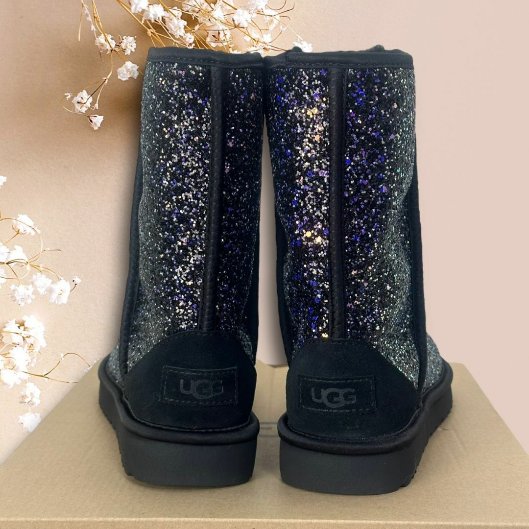 UGG - ☆未使用☆UGG グリッター クラシック ショート コスモス