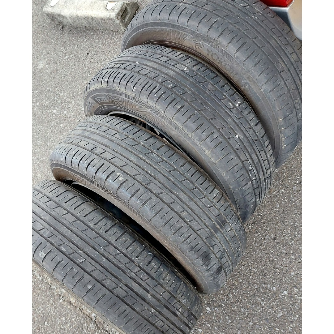 良品 ヤリス 175/70R14 2021年バリ山スタッドレス ヴィッツ ポルテ