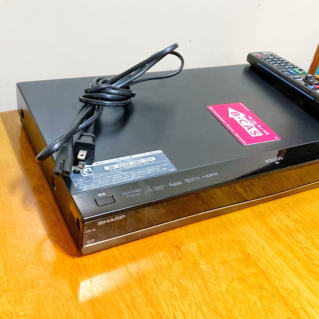 SHARP シャープ　AQUOS ブルーレイレコーダー HDD 500GB