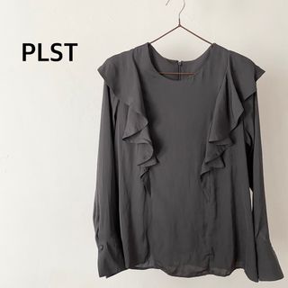 プラステ(PLST)のPLST プラステ　薄手　長袖　シャツ　トップス　フリル(シャツ/ブラウス(長袖/七分))