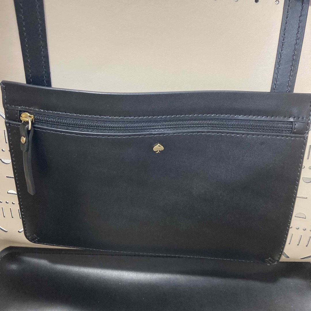 kate spade オールレザー ブラック トートバッグ カッティング加工