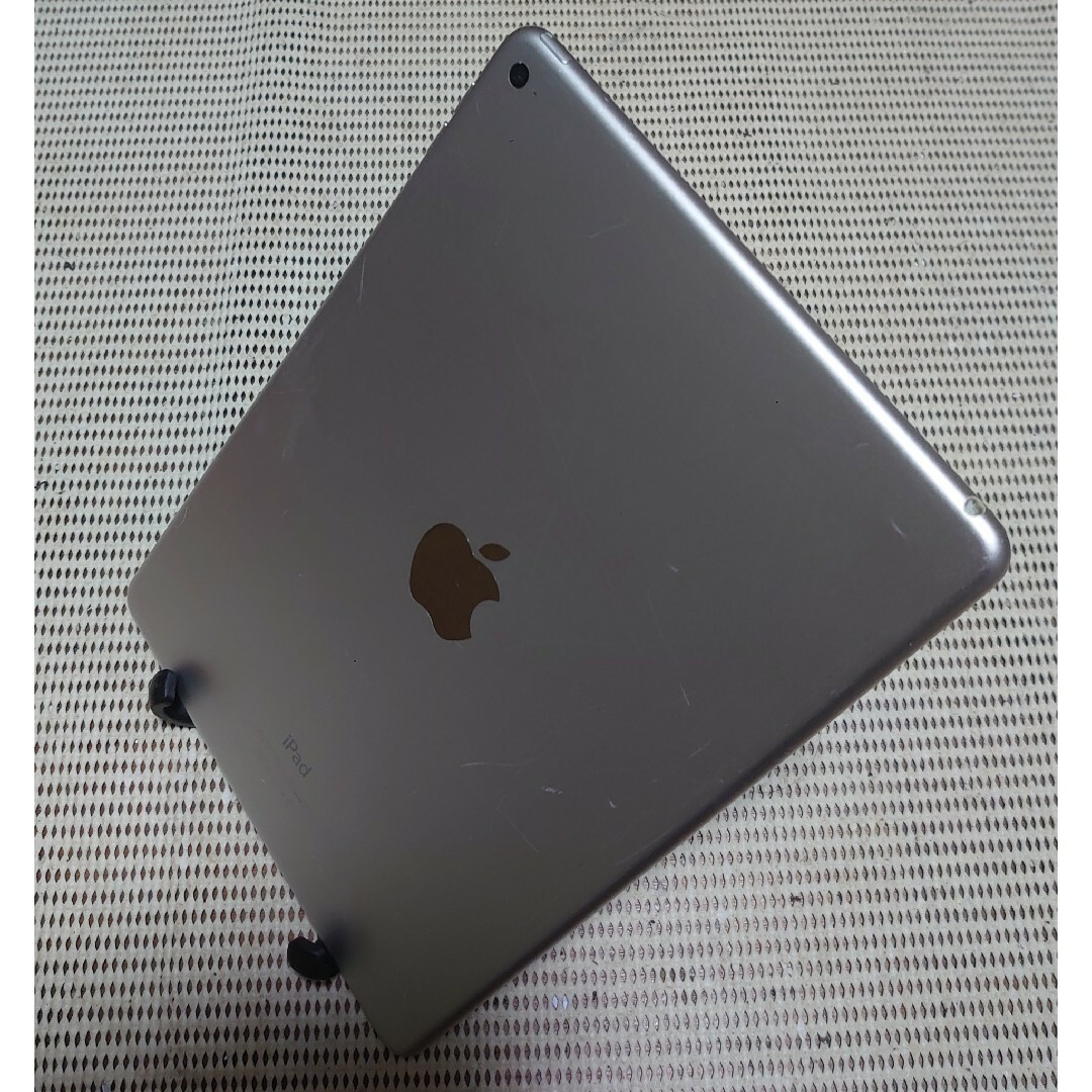 iPad - PCG5VT 完動品iPad Air2(A1566)本体16GBシルバー送料込の通販