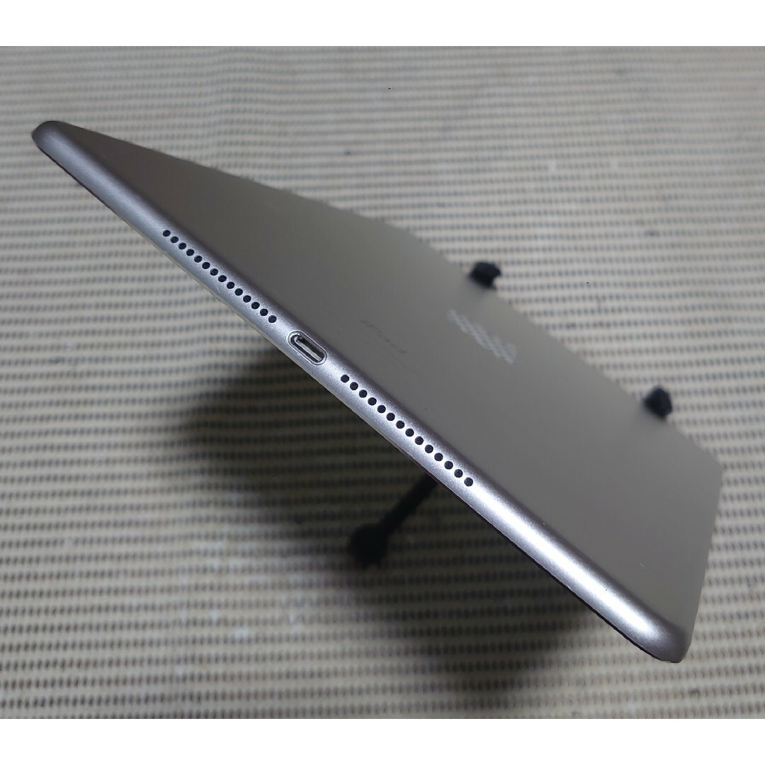 PCG5VT 完動品iPad Air2(A1566)本体16GBシルバー送料込