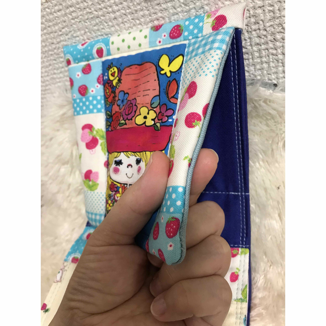 亜土ちゃん　トイレットペーパーホルダーカバーハンドメイド