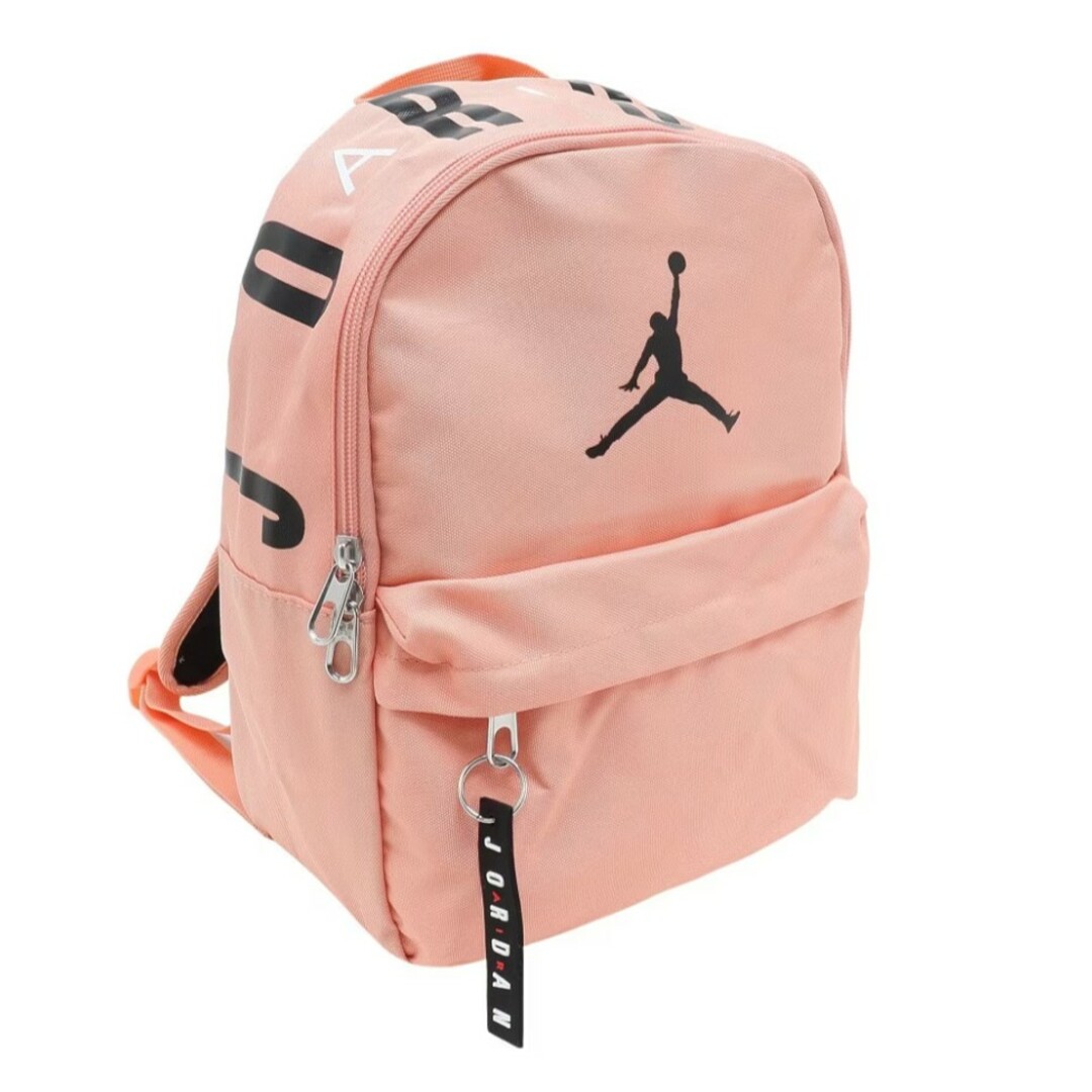 Jordan Brand（NIKE）(ジョーダン)の【新品】希少 NIKE ジョーダンエア バッグパック(スモール)キッズ 子供 キッズ/ベビー/マタニティのこども用バッグ(リュックサック)の商品写真