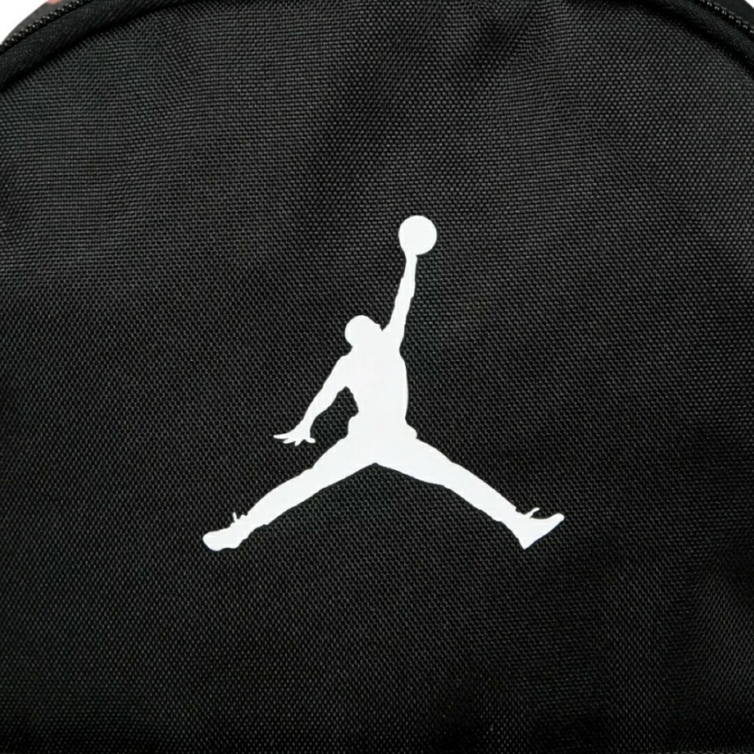 Jordan Brand（NIKE）(ジョーダン)の【新品】希少 NIKE ジョーダンエア バッグパック(スモール)キッズ 子供 キッズ/ベビー/マタニティのこども用バッグ(リュックサック)の商品写真