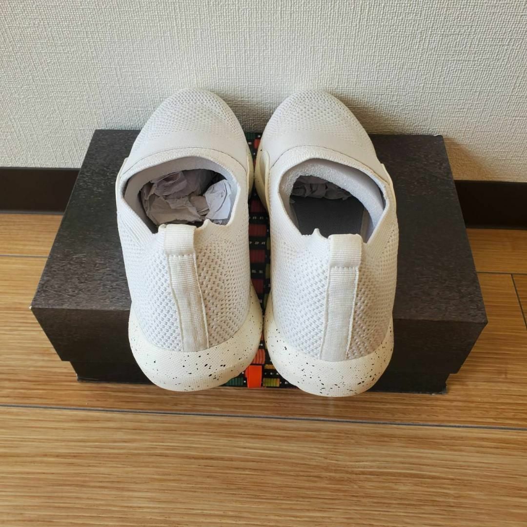 【新品】バーニーメヴ　アサコ　スリッポン　ホワイト　３７ レディースの靴/シューズ(スニーカー)の商品写真