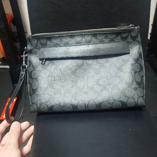 コーチ(COACH)の【美品】coach クラッチバッグ(その他)