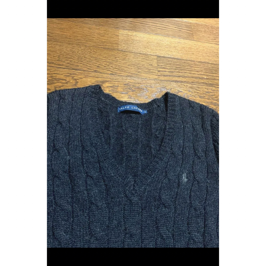 POLO RALPH LAUREN(ポロラルフローレン)の【最高級カシミヤ混】 ラルフローレン Vネック ケーブル ニット  NO1523 レディースのトップス(ニット/セーター)の商品写真