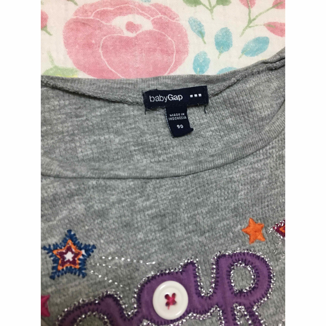 babyGAP(ベビーギャップ)のbaby gap トップス　90 長袖 キッズ/ベビー/マタニティのキッズ服女の子用(90cm~)(Tシャツ/カットソー)の商品写真