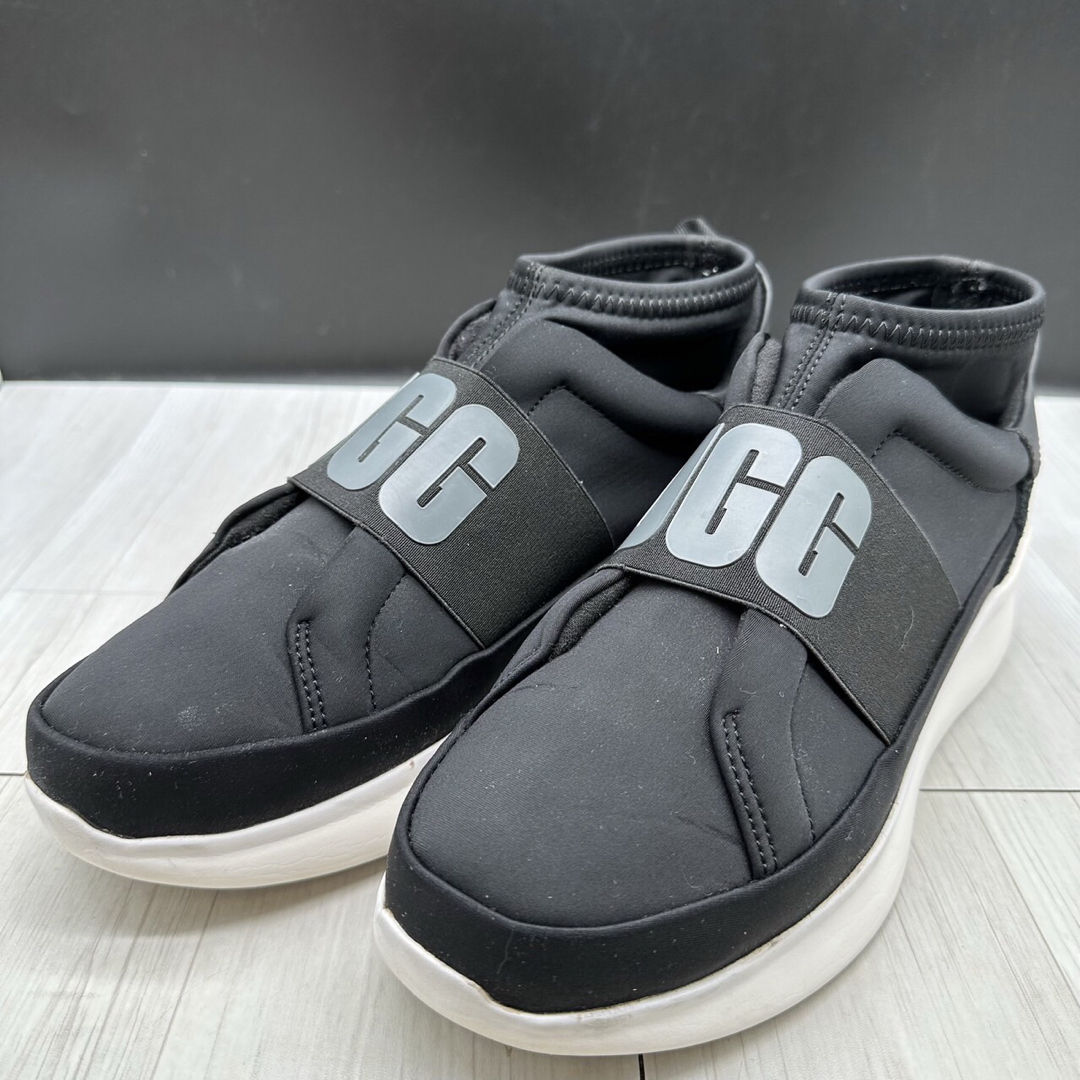 UGG - 【美品】UGG アグ 25 ニュートラスニーカー スリッポン 厚底