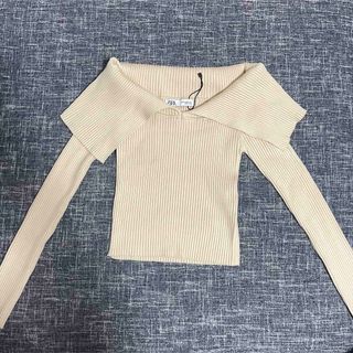 ザラ(ZARA)のZARA ザラ　オフショル　リブニット　アイボリー　ベージュ(ニット/セーター)