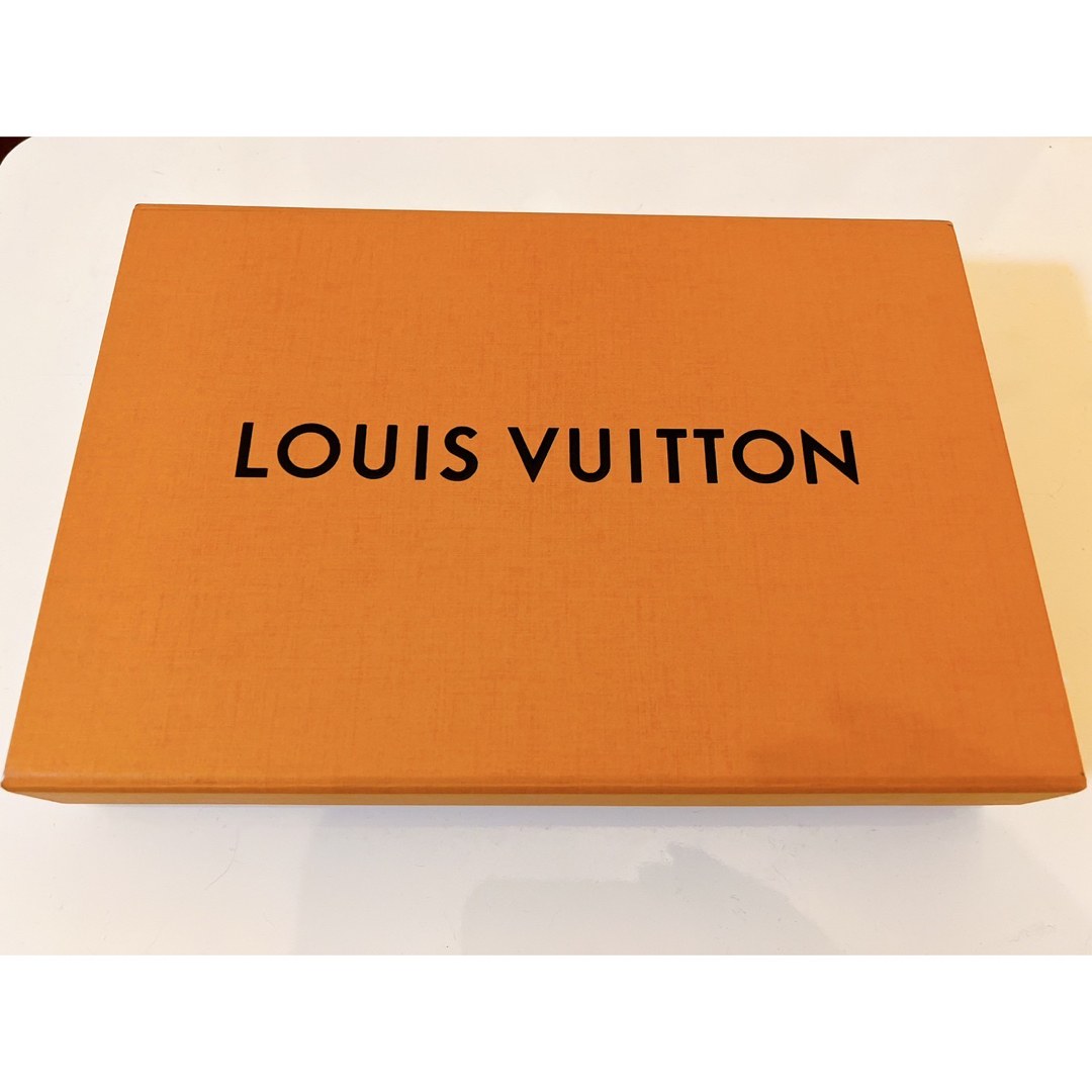 LOUIS VUITTON(ルイヴィトン)の【値下げ】LOUIS VUITTON　ショール・モノグラム・デニム ローズ レディースのファッション小物(ストール/パシュミナ)の商品写真
