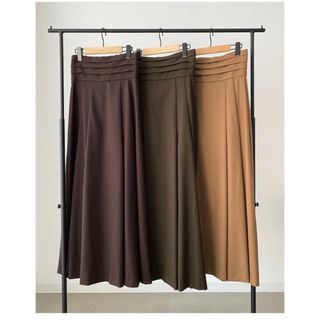 トゥデイフル(TODAYFUL)のlouren pleats flare long skirt  brown(ロングスカート)